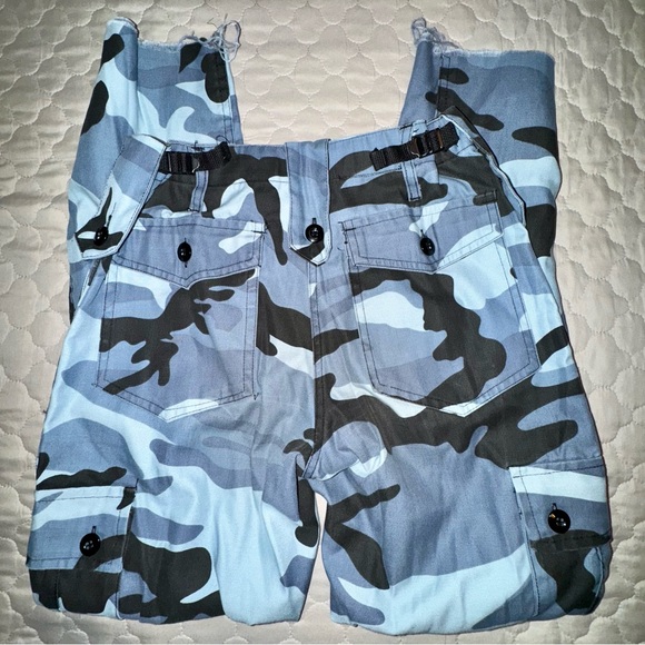 Women’s Blue Camo Cargo Pants - Picture 2 of 6